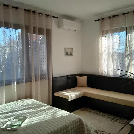 харизма * Hisarea