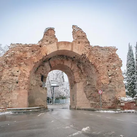 харизма Villa Hisarya