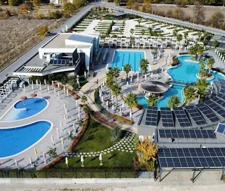 харизма Villa