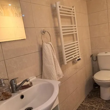 харизма * 希萨里亚