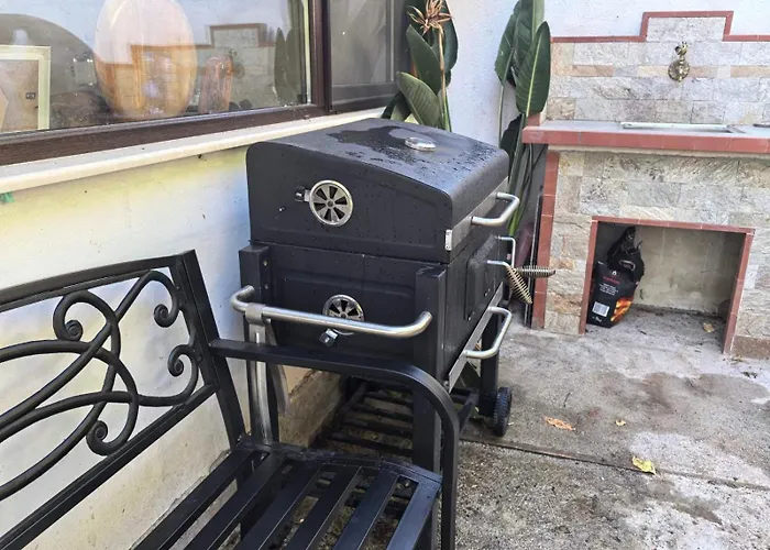 харизма Villa *